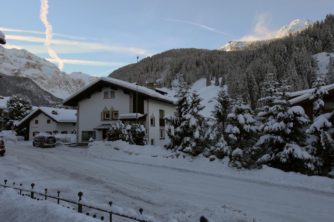 Artefugium Atelier Apartment Selva di Val Gardena Bagian luar foto